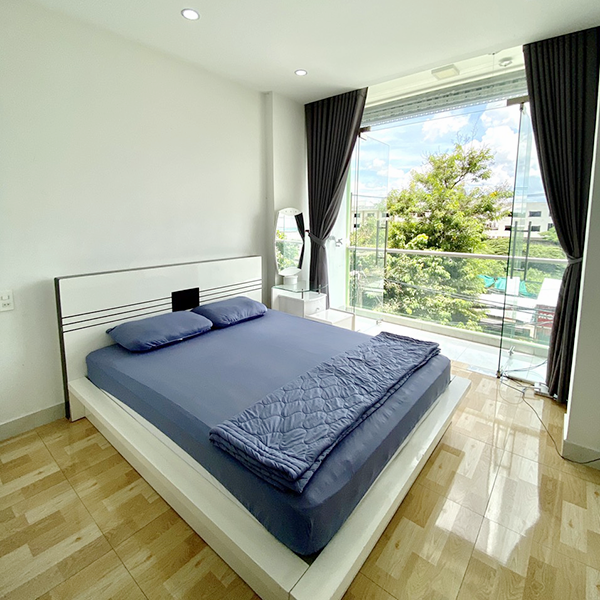 Căn hộ dịch vụ 50m2, Full nội thất, mặt tiền Thăng Long - Khu Sân Bay, Tân Bình