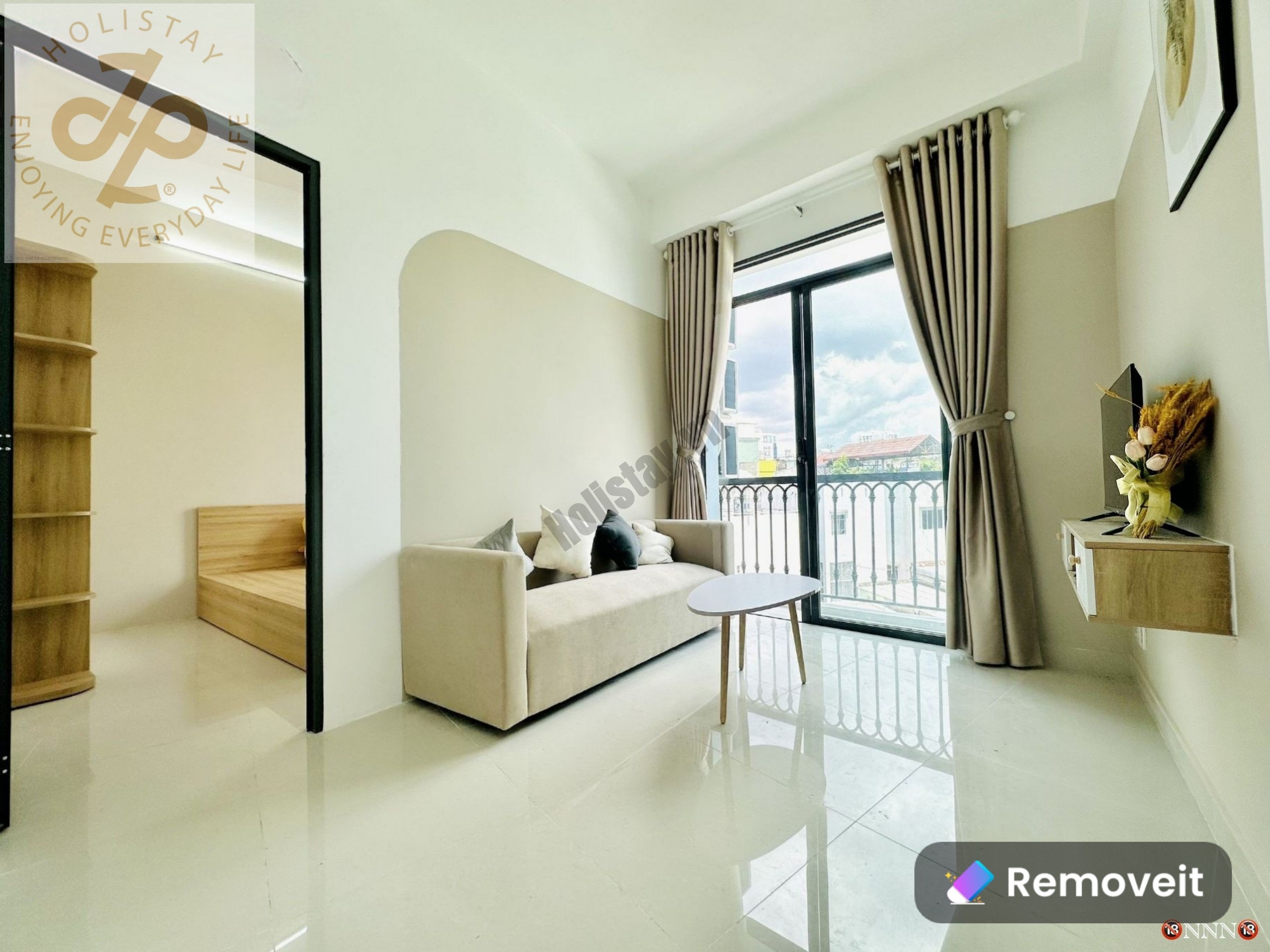 Căn hộ 45m2 - 2PN - mới 100%, Full nội thất và thiết kế hiện đại ngay trung tâm thành phố