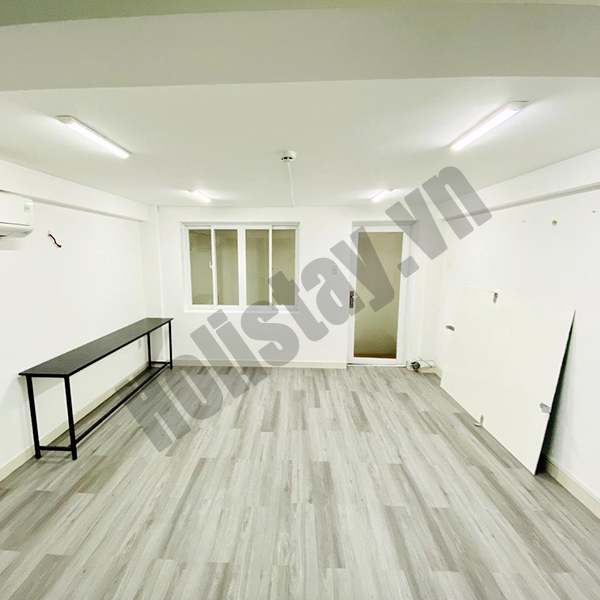 VP 25m2, full nội thất, trung tâm Q1, có ban công riêng